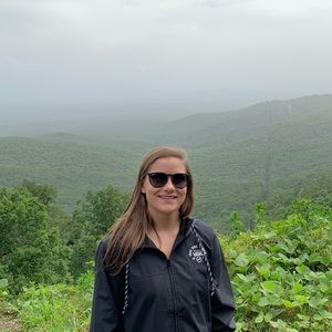 Meet your Posher, Annie